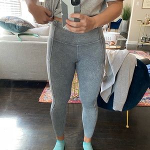 Fast and Free High Rise Tight 25”- ice dye